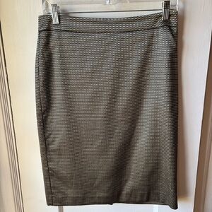 Ann Taylor skirt, size 6